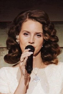 Lana Del Rey: Live at the Stagecoach Festival