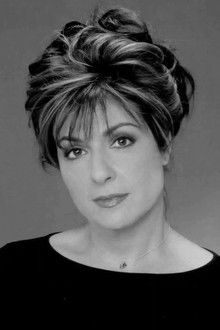 Photo of Caroline Aaron