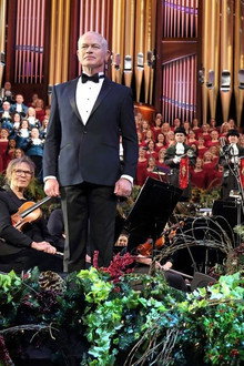 O-Holy-Night-Christmas-with-The-Tabernacle-Choir
