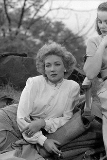 A Letter to Three Wives