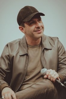 Photo of Jeremy Strong
