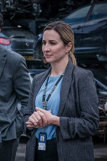 The Bay season 2 episode 1