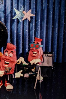 Raisins Sold Out: The California Raisins II