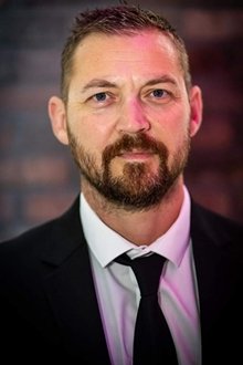 Photo of Lee Shone