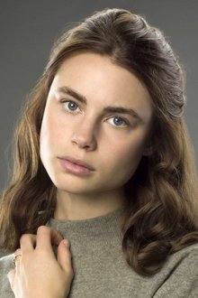 Photo of Lucy Fry