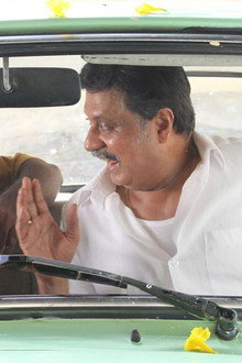 பண்ணையாரும் பத்மினியும்