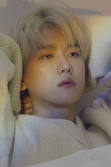 BAEKHYUN : LIGHT