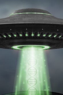 In-Plain-Sight-The-Intelligence-Community-and-UFOs