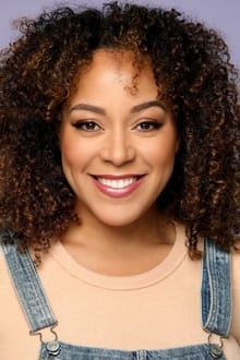 Photo of Lilli Cooper