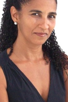 Photo of Luciana Souza