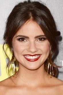 Shelley Hennig profile picture