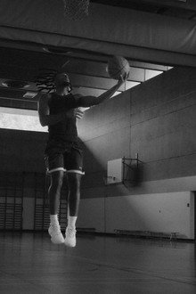 LIVE at the Court
