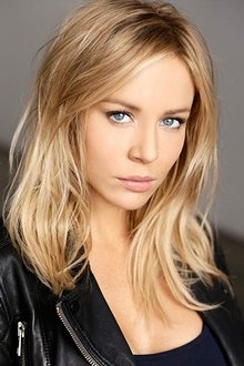Photo of Tara Holt