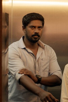 வி1