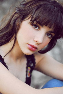 Photo of Hannah Marks
