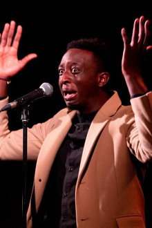 Ahmed Sylla - Différent