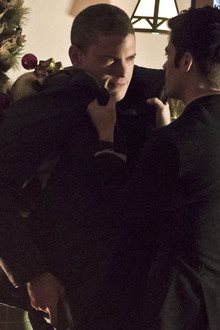 The Flash season 2 episode 9