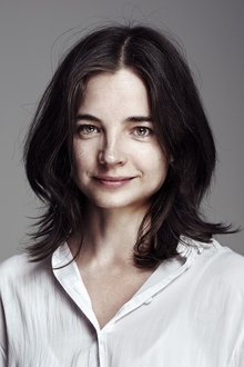 Photo of Louise Peterhoff