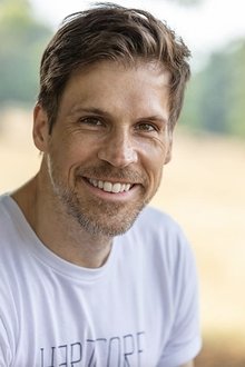 Photo of Giles Alderson