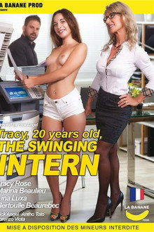 Tracy, 20 ans... La Stagiaire Libertine