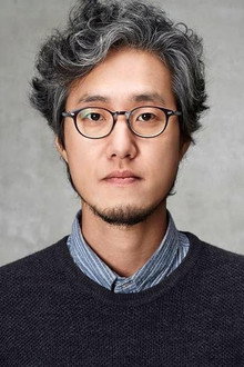 김민홍