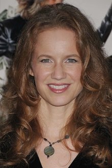 Photo of Laura Cayouette