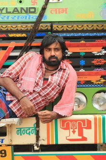 நெருங்கி வா.. முத்தமிடாதே