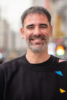 Elías González