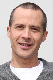 Photo of Barnaby Metschurat