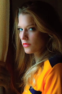La ragazza del terzo piano