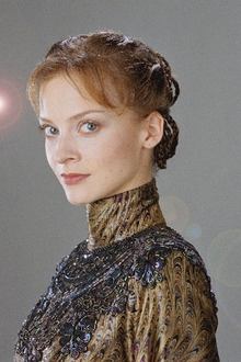 Photo of Julie Cox