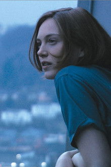 Elle-ne-pleure-pas,-elle-chante