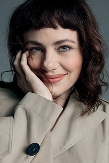 Photo of Karine Teles