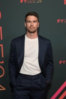 Photo of Theo James