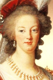 Marie-Antoinette-Queen-of-Versailles