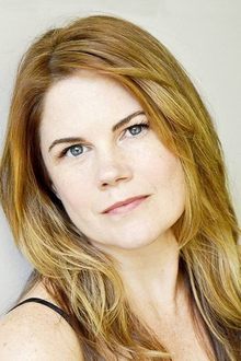 Photo of Jennifer Hall