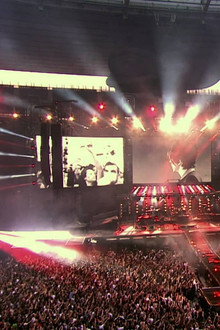 Indochine - Putain de stade