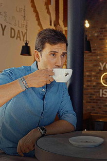 Kahveye bekleriz