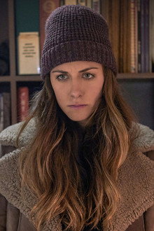 In the Dark season 3 episode 11