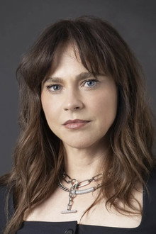 Photo of Fiona Dourif