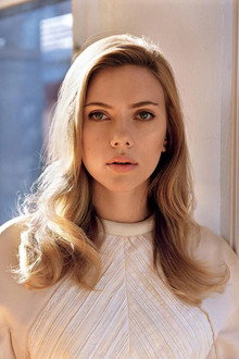 Photo of Scarlett Johansson