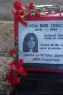 Alicia al final de este viaje