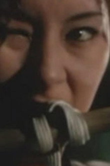 女左膳　濡れ燕片手斬り
