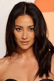 Photo of Shay Mitchell