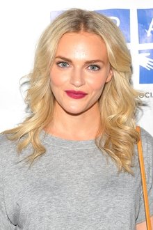 Photo of Madeline Brewer