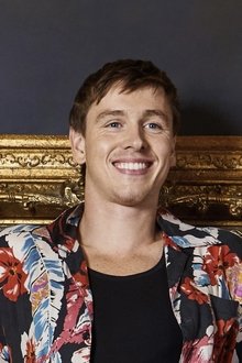 Photo of Harris Dickinson
