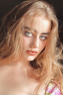 Photo of Alli Hart