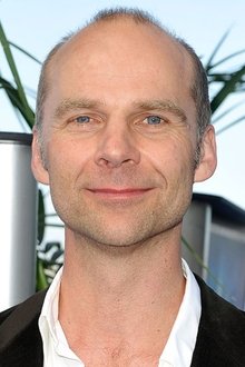 Photo of Nick Stringer