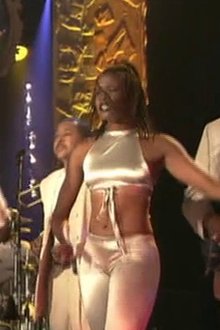 Earth,-Wind-&-Fire-Live-at-Montreux