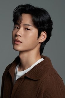 Photo of Yoon Ji-on